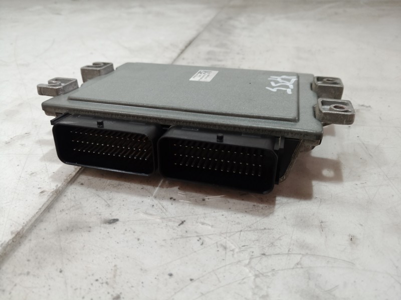 Recambio de centralita motor uce para dacia logan ambiance referencia OEM IAM 6001548282 6001548282 6001548282