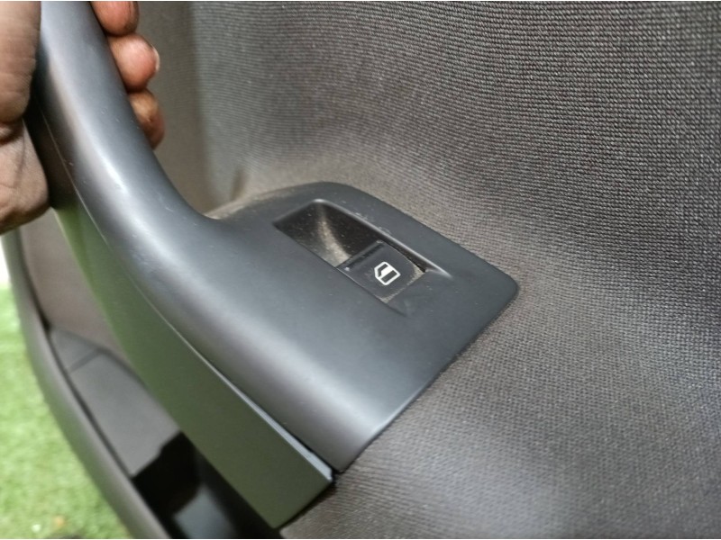 Recambio de guarnecido puerta trasera derecha para volkswagen golf plus (5m1) bluemotion edition referencia OEM IAM 5M0868074 5M