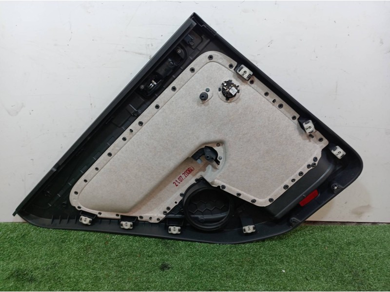 Recambio de guarnecido puerta trasera derecha para volkswagen golf plus (5m1) bluemotion edition referencia OEM IAM 5M0868074 5M