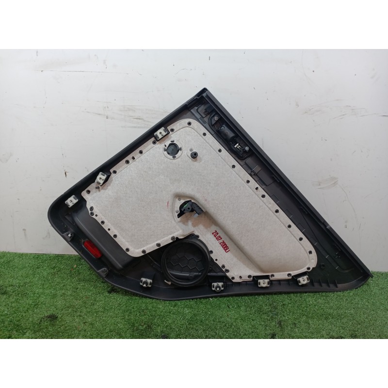 Recambio de guarnecido puerta trasera izquierda para volkswagen golf plus (5m1) bluemotion edition referencia OEM IAM 5M0868073A