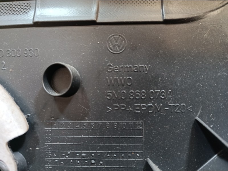 Recambio de guarnecido puerta trasera izquierda para volkswagen golf plus (5m1) bluemotion edition referencia OEM IAM 5M0868073A