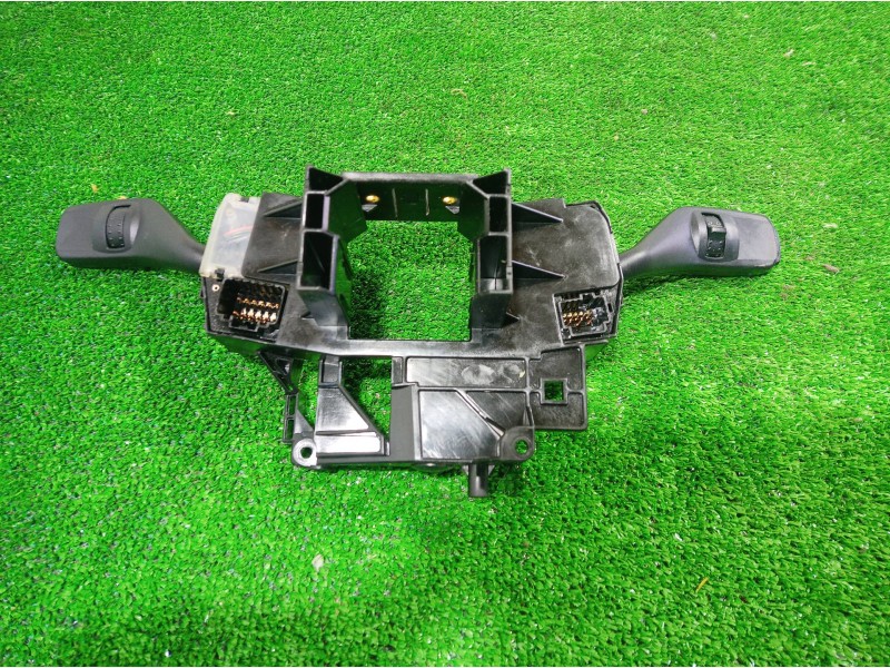 Recambio de mando multifuncion para ford focus c-max (cap) 30 aniversario referencia OEM IAM 13N064 13N064 13N064