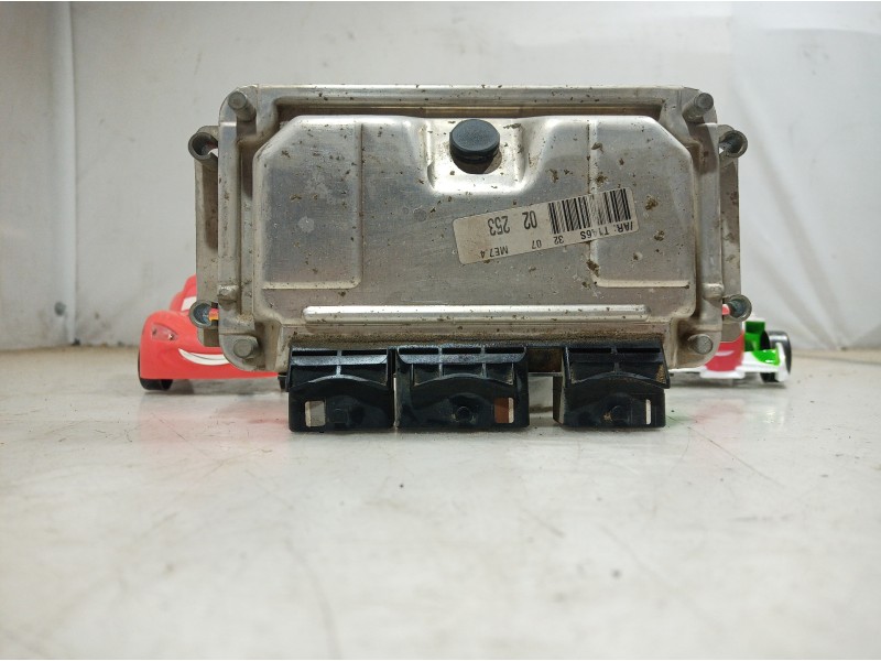 Recambio de centralita motor uce para peugeot 206 berlina referencia OEM IAM 0261207477 0261207477 0261207477