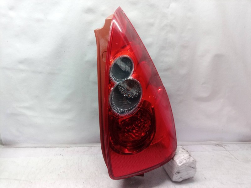 Recambio de piloto trasero derecho para mazda 5 berl. (cr) 2.0 crtd sportive (105kw) referencia OEM IAM   