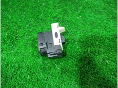 Recambio de mando elevalunas delantero derecho para mercedes-benz clase c (w203) berlina 180 (203.035) referencia OEM IAM 501807 2