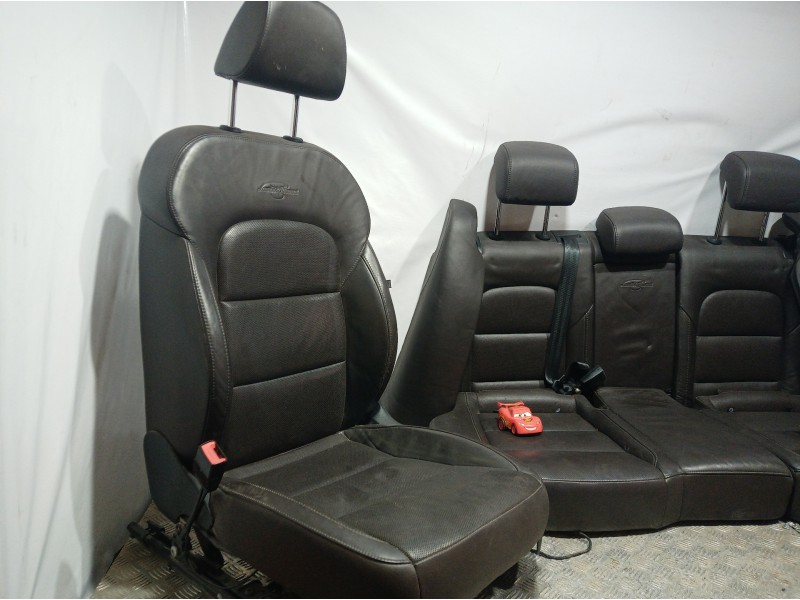Recambio de juego asientos completo para skoda suberb (3t4) exclusive 4x4 referencia OEM IAM   