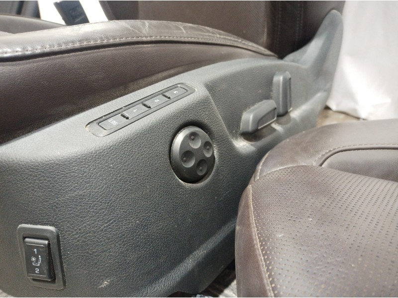 Recambio de juego asientos completo para skoda suberb (3t4) exclusive 4x4 referencia OEM IAM   