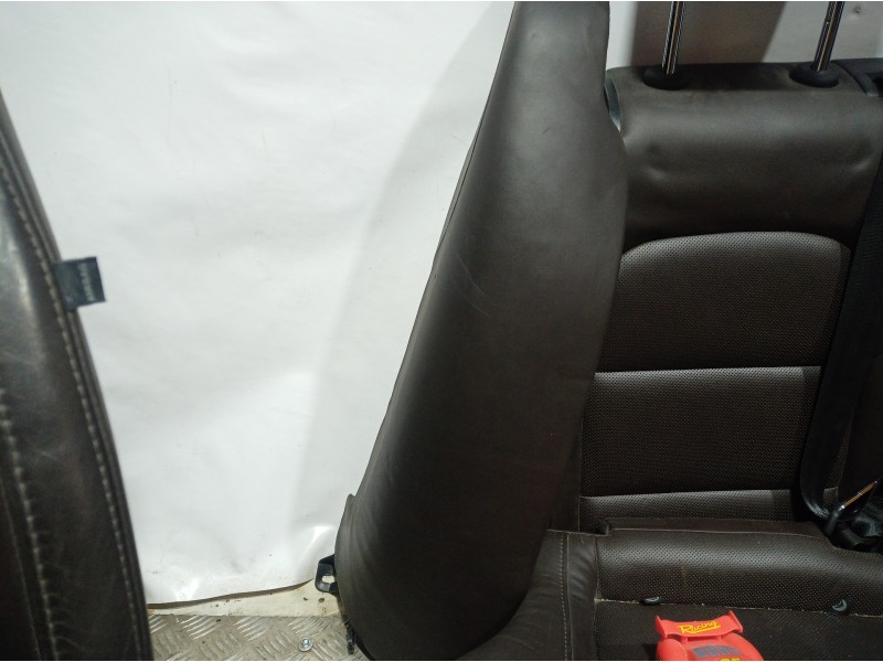 Recambio de juego asientos completo para skoda suberb (3t4) exclusive 4x4 referencia OEM IAM   