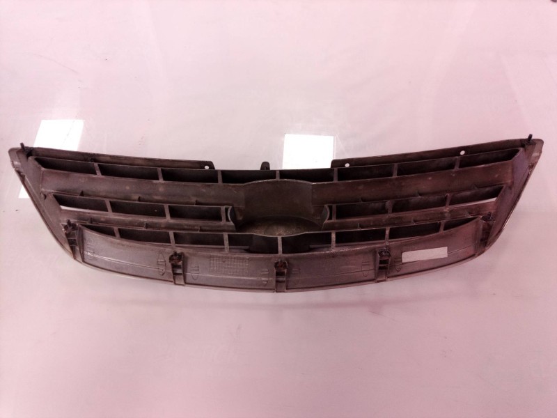 Recambio de rejilla delantera para kia carens 2.0 crdi lx monovolumen referencia OEM IAM OK2EF50710 OK2EF50710 OK2EF50710