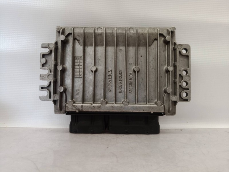 Recambio de centralita motor uce para mini mini (r50,r53) cooper s referencia OEM IAM S118012003B S118012003B 1214754231001