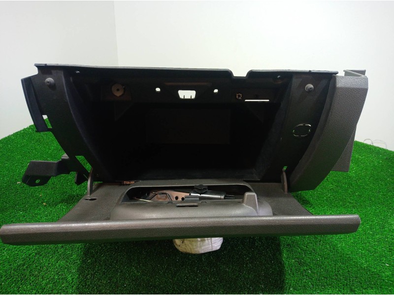 Recambio de guantera para ford focus c-max (cap) 30 aniversario referencia OEM IAM 3M51R0600 3M51R0600 3M51R0600