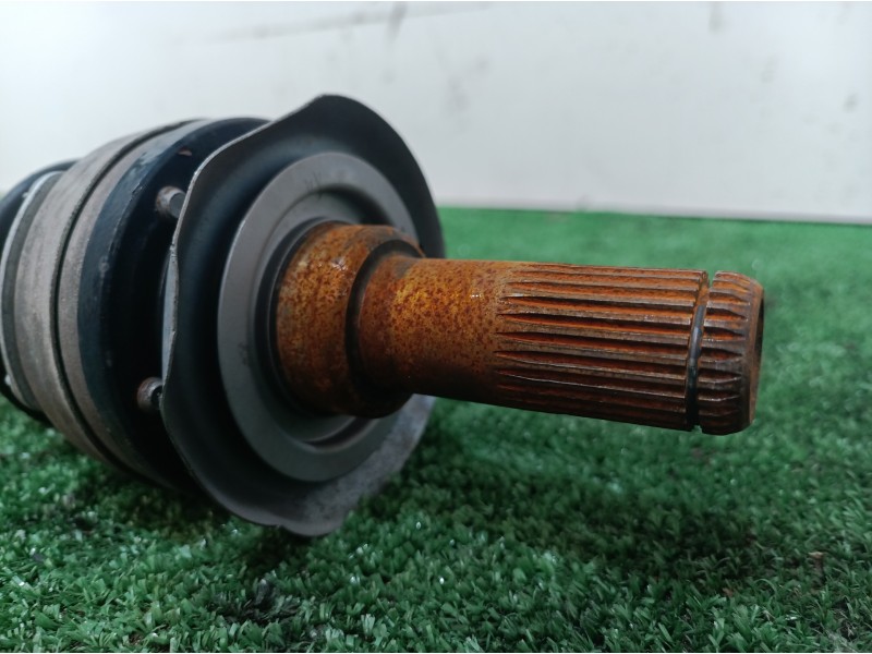 Recambio de transmision delantera izquierda para bmw serie 1 berlina (e81/e87) 118d referencia OEM IAM   