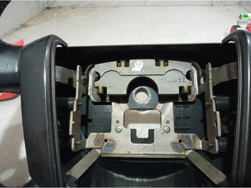 Recambio de volante para ssangyong rexton 270 xdi limited referencia OEM IAM   