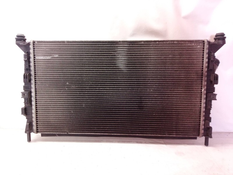 Recambio de radiador agua para volvo v50 familiar 2.0 d kinetic referencia OEM IAM   