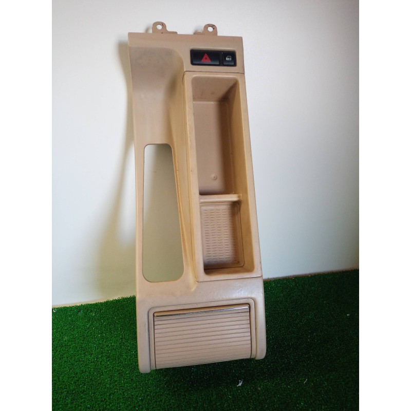 Recambio de consola central tras. para bmw serie 3 coupe (e46) 2.0 16v cat referencia OEM IAM 51168230955 51168230955 5116823095