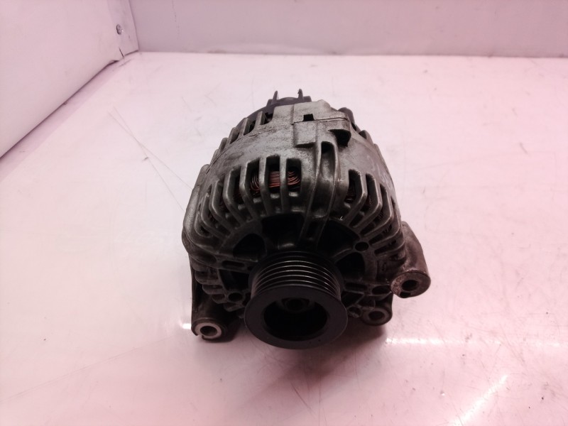Recambio de alternador para bmw x3 (e83) 2.0d referencia OEM IAM 7789980A101 7789980A101 2542672