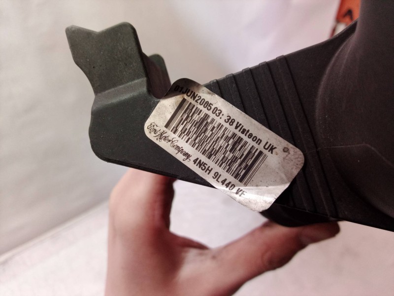 Recambio de intercooler para volvo v50 familiar 2.0 d kinetic referencia OEM IAM 4N5H9L440VF 4N5H9L440 4N5H9L440