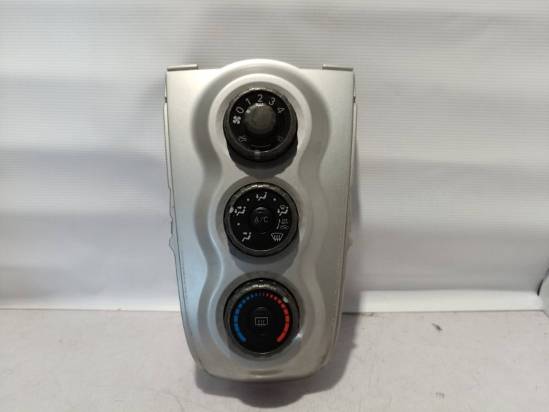 Recambio de mando calefaccion / aire acondicionado para toyota yaris (ksp9/scp9/nlp9) básico referencia OEM IAM 758734 758734 55