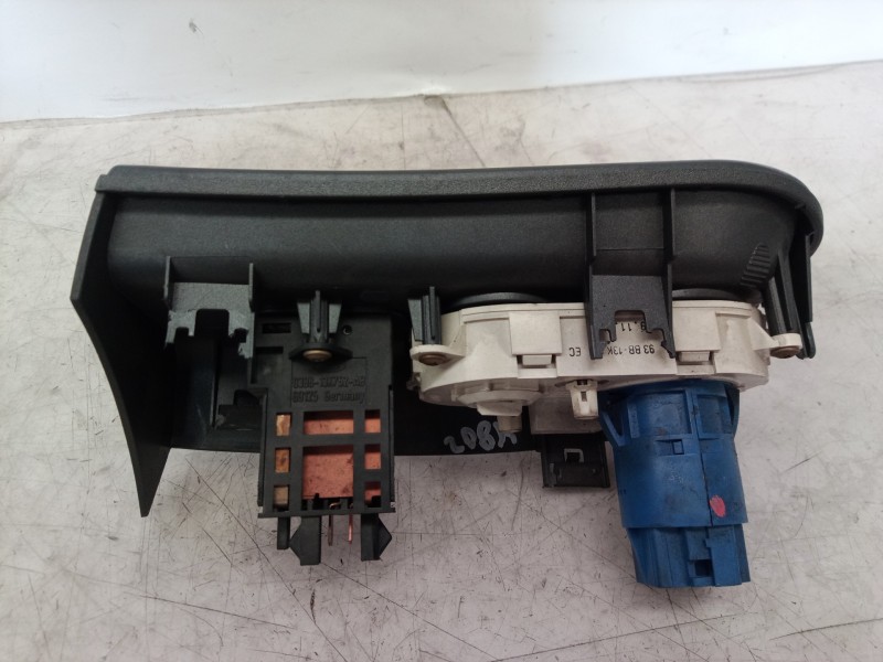 Recambio de mando luces para ford mondeo berlina/familiar (fd) clx berlina referencia OEM IAM 93BB13K196 93BB13K196 93BB13K196