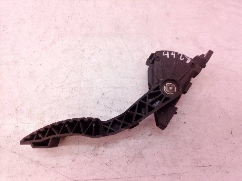 Recambio de potenciometro pedal para renault laguna ii grandtour (kg0) expression confort referencia OEM IAM 8200003392 82000033