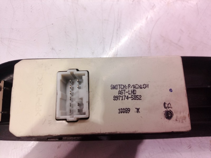 Recambio de mando elevalunas delantero derecho para opel frontera b limited referencia OEM IAM 9971745852 9971745852 9971745852