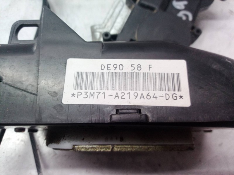 Recambio de cerradura puerta delantera derecha para mazda 2 berlina (dy) 1.2 active (55kw) referencia OEM IAM   