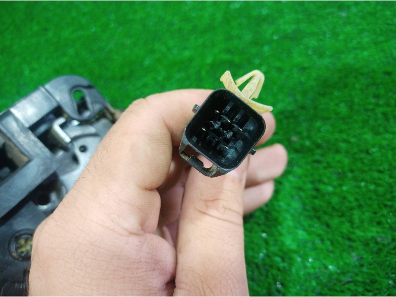 Recambio de cerradura puerta delantera derecha para hyundai getz (tb) 1.5 crdi cat referencia OEM IAM   