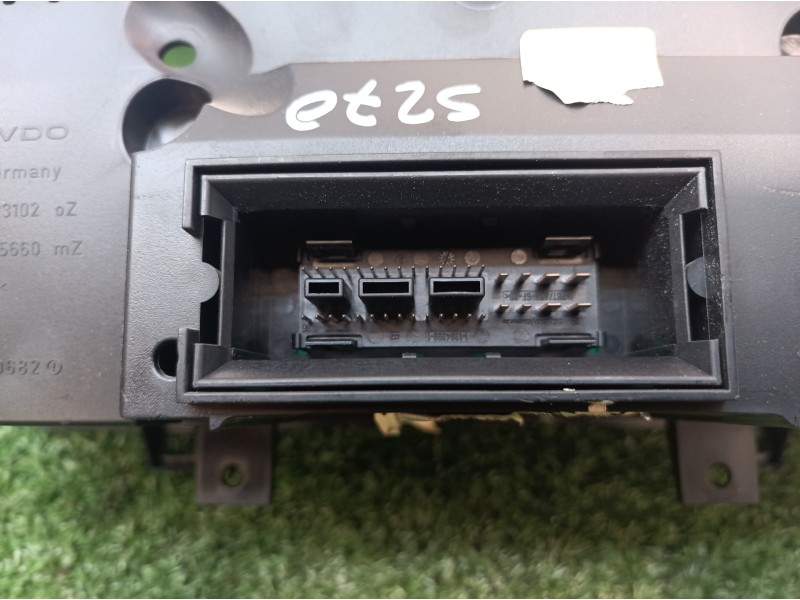 Recambio de cuadro instrumentos para volkswagen golf v berlina (1k1) highline referencia OEM IAM 1K0920873BXZ02 1K0920873BX V000