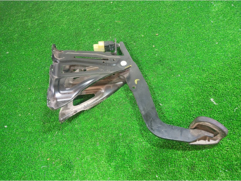 Recambio de pedal freno para volkswagen crafter caja cerrada 2.0 tdi referencia OEM IAM   