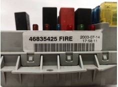 Recambio de caja reles / fusibles para fiat punto berlina (188) 1.2 8v referencia OEM IAM 46835425 46835425 46835425 2
