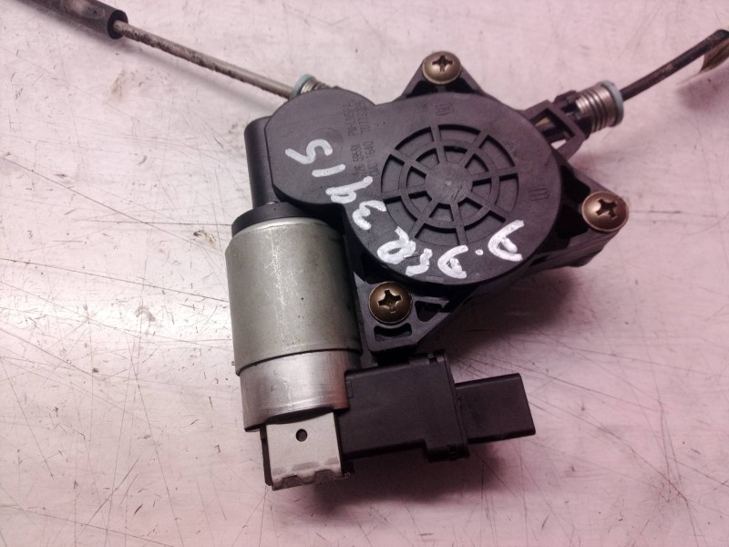 Recambio de elevalunas delantero derecho para mazda 2 berlina (dy) 1.2 active (55kw) referencia OEM IAM   