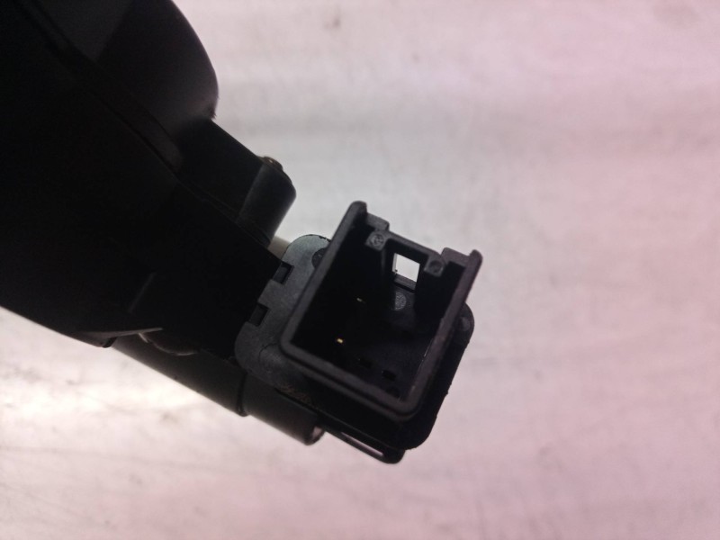 Recambio de elevalunas delantero derecho para mazda 2 berlina (dy) 1.2 active (55kw) referencia OEM IAM   