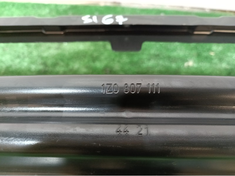 Recambio de refuerzo paragolpes delantero para skoda octavia combi (1z5) elegance referencia OEM IAM 1Z0807111 1Z0807111 1Z08071