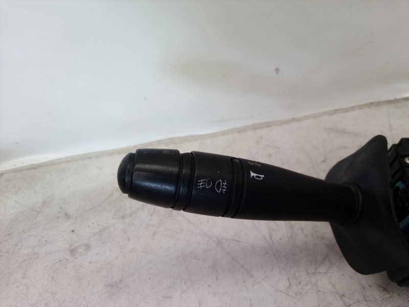 Recambio de mando multifuncion para renault kangoo (f/kc0) referencia OEM IAM 8200090338 8200090338 8200090338