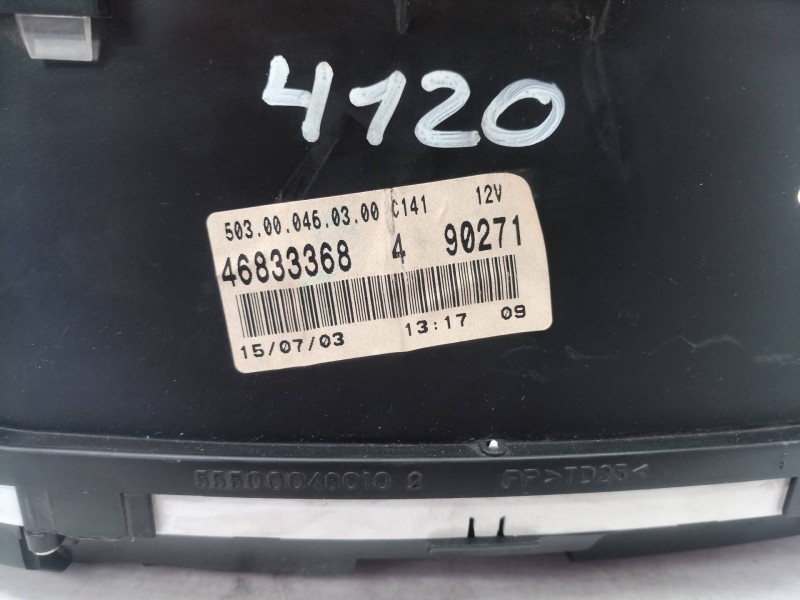 Recambio de cuadro instrumentos para fiat punto berlina (188) 1.2 8v referencia OEM IAM 46833368 46833368 503000460300