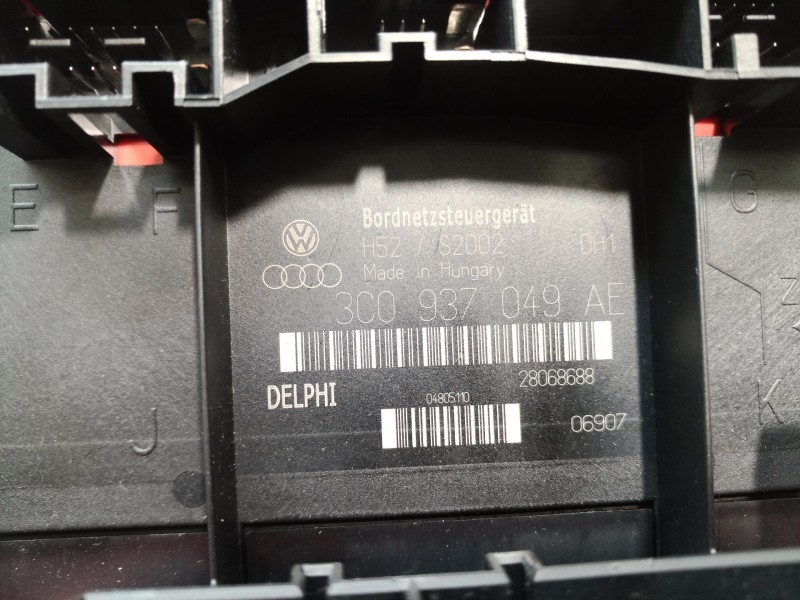 Recambio de caja reles / fusibles para skoda octavia combi (1z5) elegance referencia OEM IAM 3C0937049AE 3C0937049AE 3C0937049AE