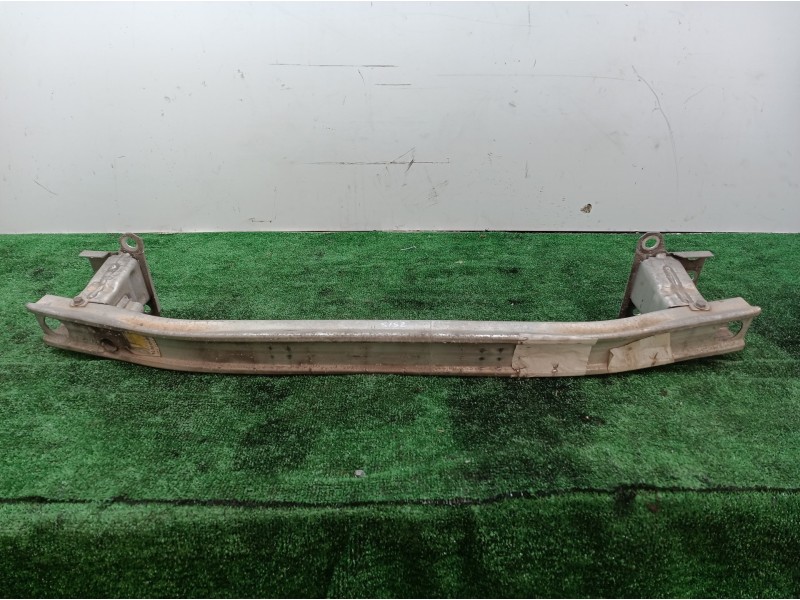 Recambio de refuerzo paragolpes delantero para renault clio iii 20 aniversario referencia OEM IAM 8200834849 8200834849 82008348
