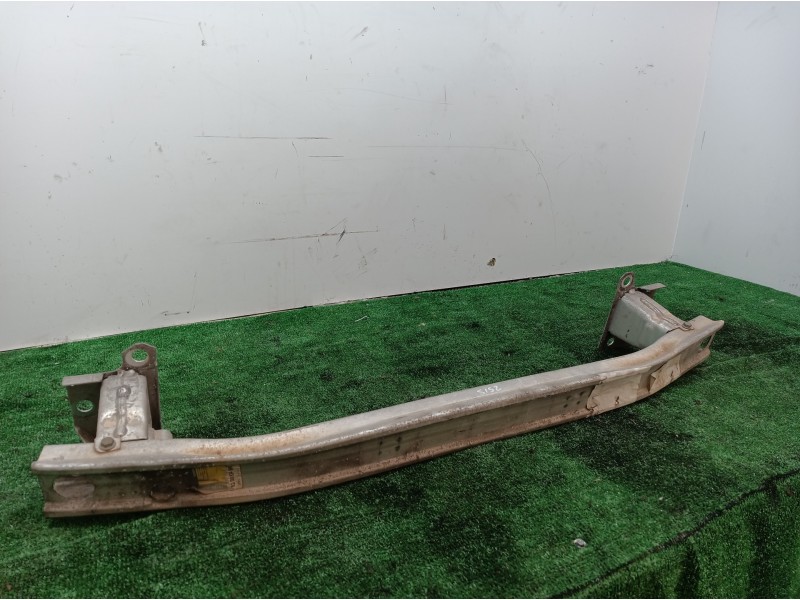 Recambio de refuerzo paragolpes delantero para renault clio iii 20 aniversario referencia OEM IAM 8200834849 8200834849 82008348