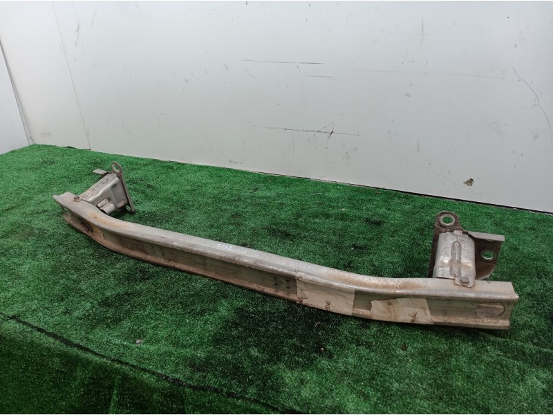 Recambio de refuerzo paragolpes delantero para renault clio iii 20 aniversario referencia OEM IAM 8200834849 8200834849 82008348