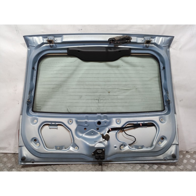 Recambio de porton trasero para fiat punto berlina (188) 1.2 8v referencia OEM IAM 0046773217 0046773217 0046773217