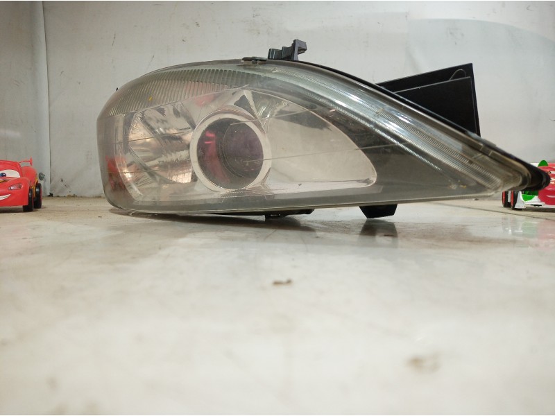 Recambio de faro derecho para nissan primera berlina (p11) referencia OEM IAM 89003045 89003045 89003045