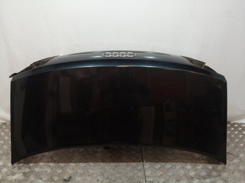 Recambio de tapa maletero para audi a8 (4e2) 3.0 tdi quattro l referencia OEM IAM   