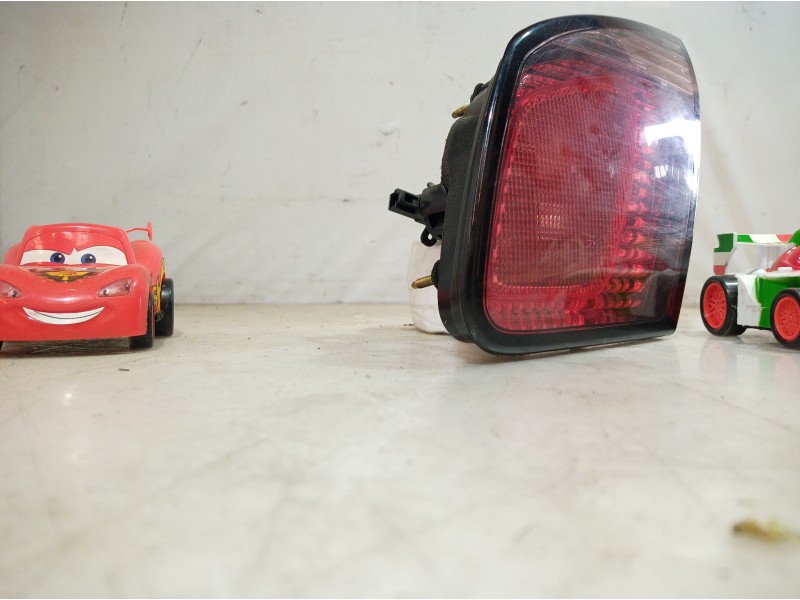 Recambio de piloto trasero derecho interior para nissan primera berlina (p11) referencia OEM IAM 265509F510 265509F510 265509F51