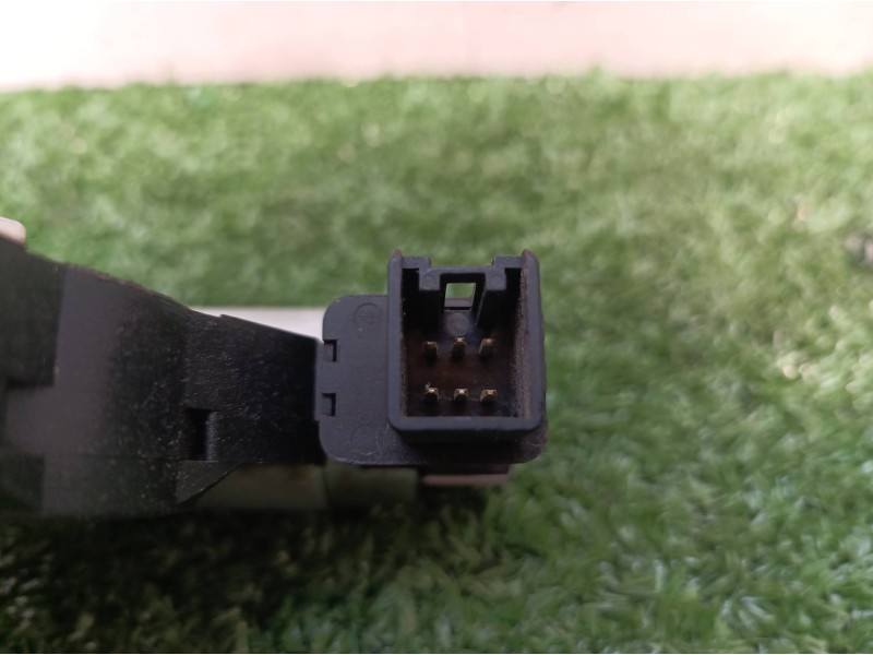 Recambio de motor elevalunas delantero izquierdo para mazda 3 berlina (bk) referencia OEM IAM GJ6A5958X TD785Y27 CM011760 Recambio de motor elevalunas delantero izquierdo para mazda 3 berlina (bk) referencia OEM IAM GJ6A5958X TD785Y27 CM011760