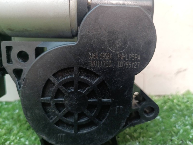 Recambio de motor elevalunas delantero izquierdo para mazda 3 berlina (bk) referencia OEM IAM GJ6A5958X TD785Y27 CM011760 Recambio de motor elevalunas delantero izquierdo para mazda 3 berlina (bk) referencia OEM IAM GJ6A5958X TD785Y27 CM011760