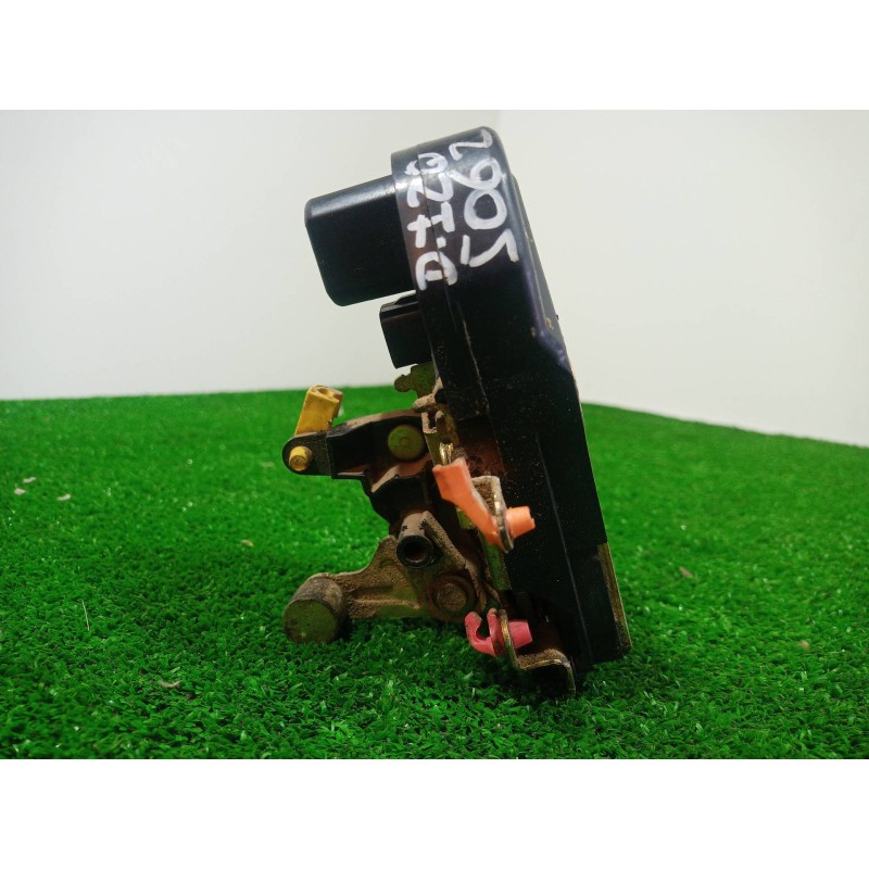 Recambio de cerradura puerta delantera izquierda para chrysler pt cruiser (pt) 2.2 crd catwalk classic referencia OEM IAM   