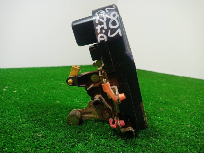 Recambio de cerradura puerta delantera izquierda para chrysler pt cruiser (pt) 2.2 crd catwalk classic referencia OEM IAM   