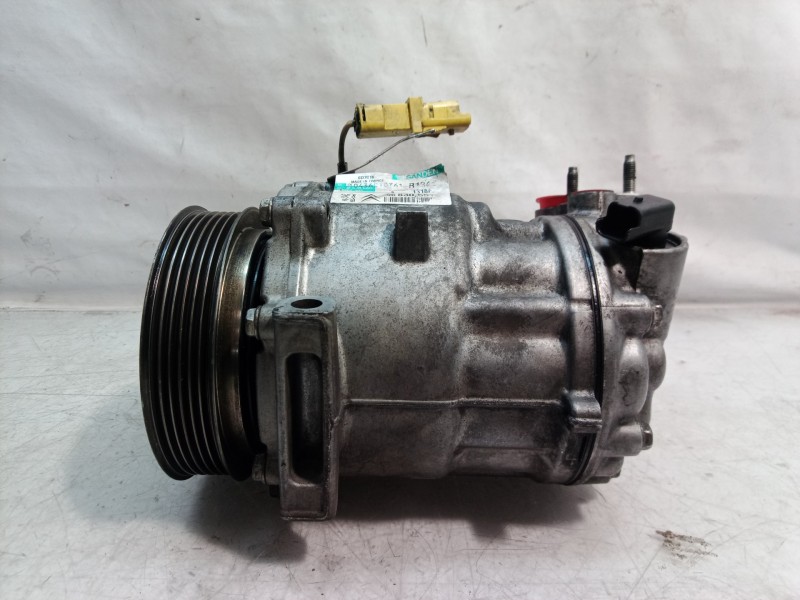 Recambio de compresor aire acondicionado para peugeot 407 sport referencia OEM IAM 9683055 9683055 9683055