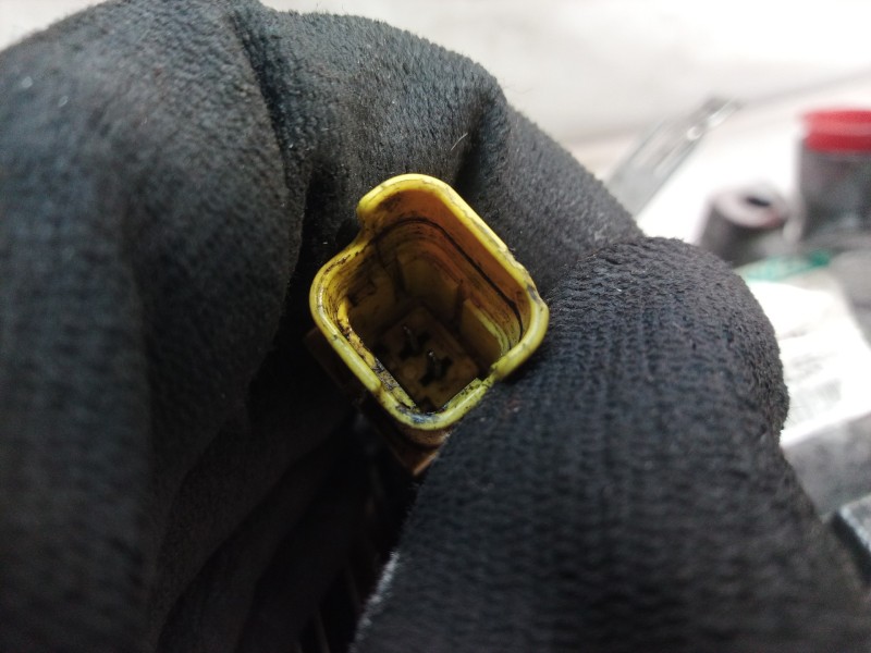 Recambio de compresor aire acondicionado para peugeot 407 sport referencia OEM IAM 9683055 9683055 9683055