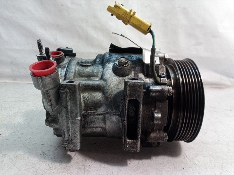 Recambio de compresor aire acondicionado para peugeot 407 sport referencia OEM IAM 9683055 9683055 9683055